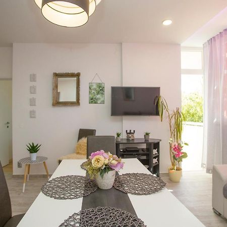 Apartment Aurora สปลิท ภายนอก รูปภาพ