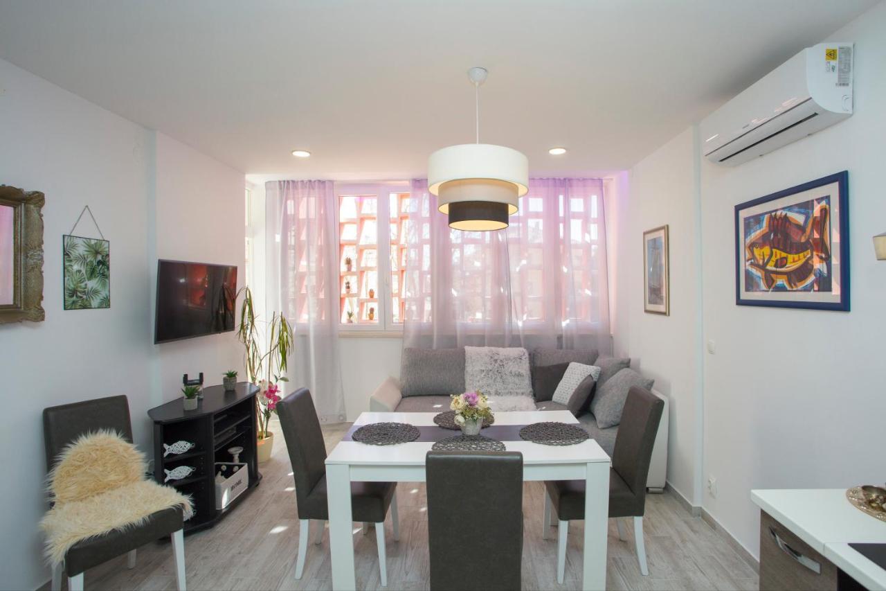 Apartment Aurora สปลิท ภายนอก รูปภาพ