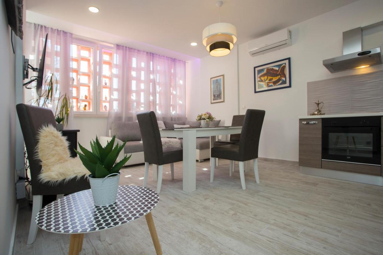 Apartment Aurora สปลิท ภายนอก รูปภาพ