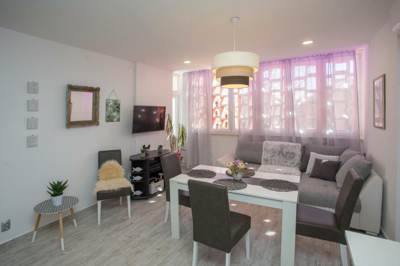 Apartment Aurora สปลิท ภายนอก รูปภาพ